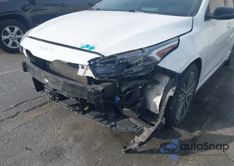 2022 Kia Forte Gt-Line z USA, uszkodzony, nr VIN 3KPF54AD4NE436997